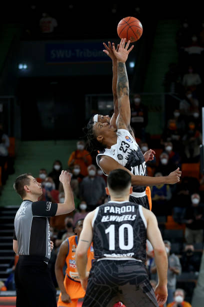 勒沃库森的 勒沃库森的