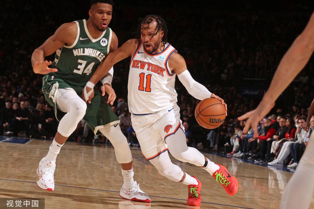 都处于中心 都处于中心