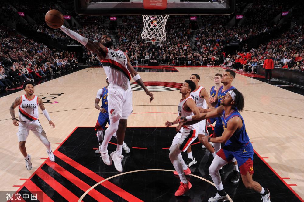 史迈出关键 史迈出关键